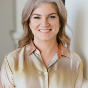 Amanda Leno Amanda Leno