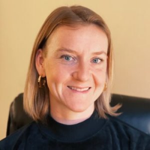 Laura Foxx Laura Foxx