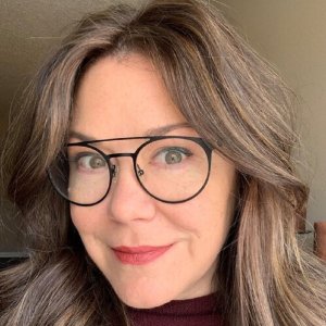 Teri Honeysuckle Teri Honeysuckle