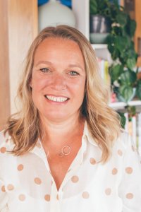 Ruth Etches Ruth Etches