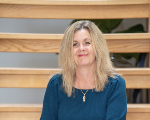 Harriet R. Campbell, MBBS MRCGP Dip.Nutr.CNM Harriet R. Campbell, MBBS MRCGP Dip.Nutr.CNM