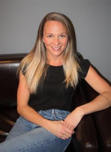 Kari Hanson Kari Hanson