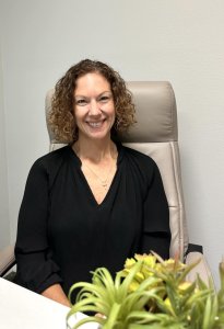 Tara McLellan, FNP Tara McLellan, FNP