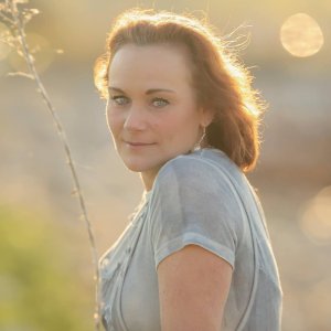 Leslie M Parker, PT, CDT, Author