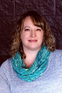 Dr. Earlynda Heuszel