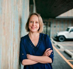 Lynn R Troy Lynn R Troy