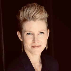 Leigh E. Gault, FNP-C, IFMCP Leigh E. Gault, FNP-C, IFMCP