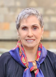 Andrea Lewinter D.Ac.