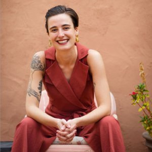 Emma Knighton Emma Knighton