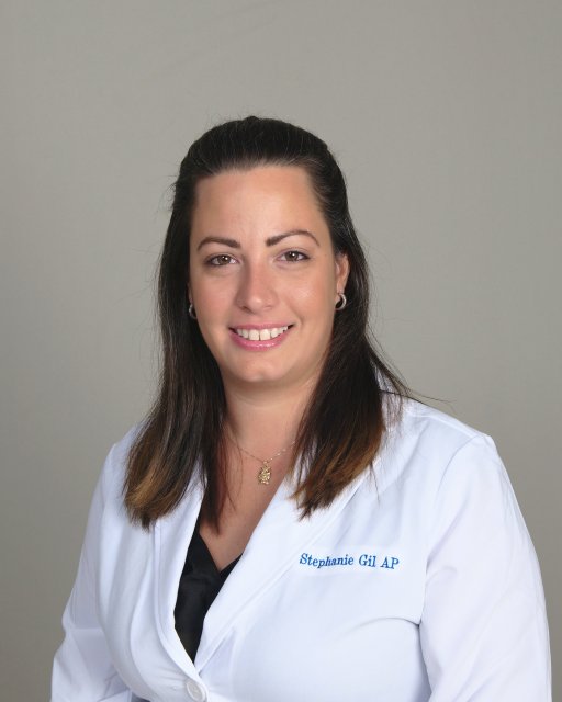 Stephanie Gil